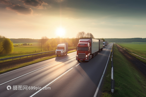 道路貨物運輸中的運輸卡車 高速公路上的經濟命脈